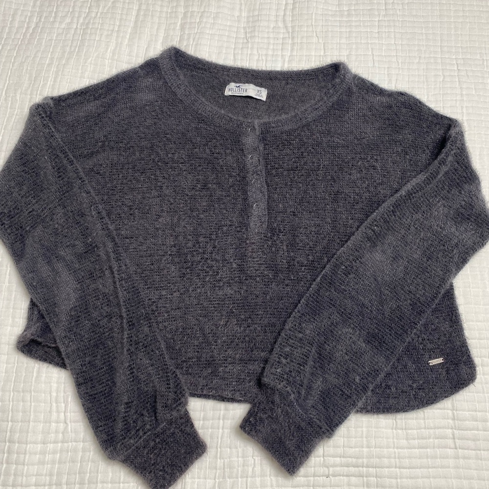 Hollister crop top sweater